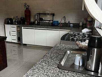 Casa com 2 quartos em lote com 360 m2 - Aceita troca