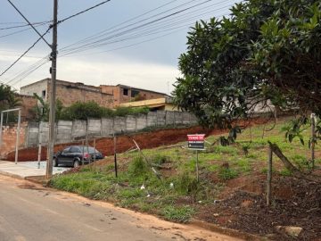 Lote a venda no Novo Igarape